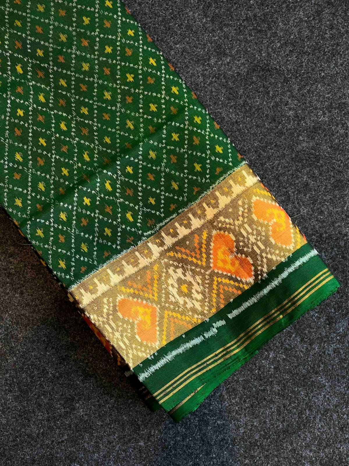 Banarasi Modal Satin Bandhej Saree with Double Zari Weaving