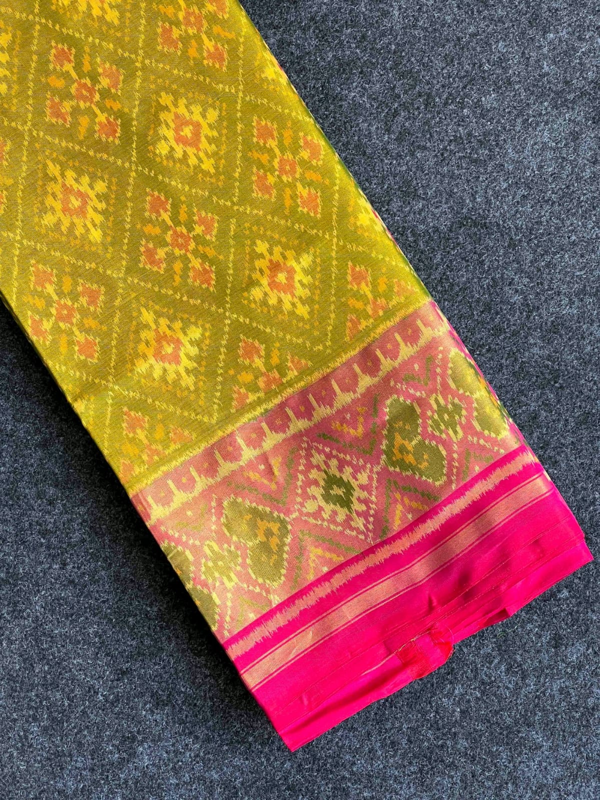 Banarasi Modal Satin Bandhej Saree with Double Zari Weaving